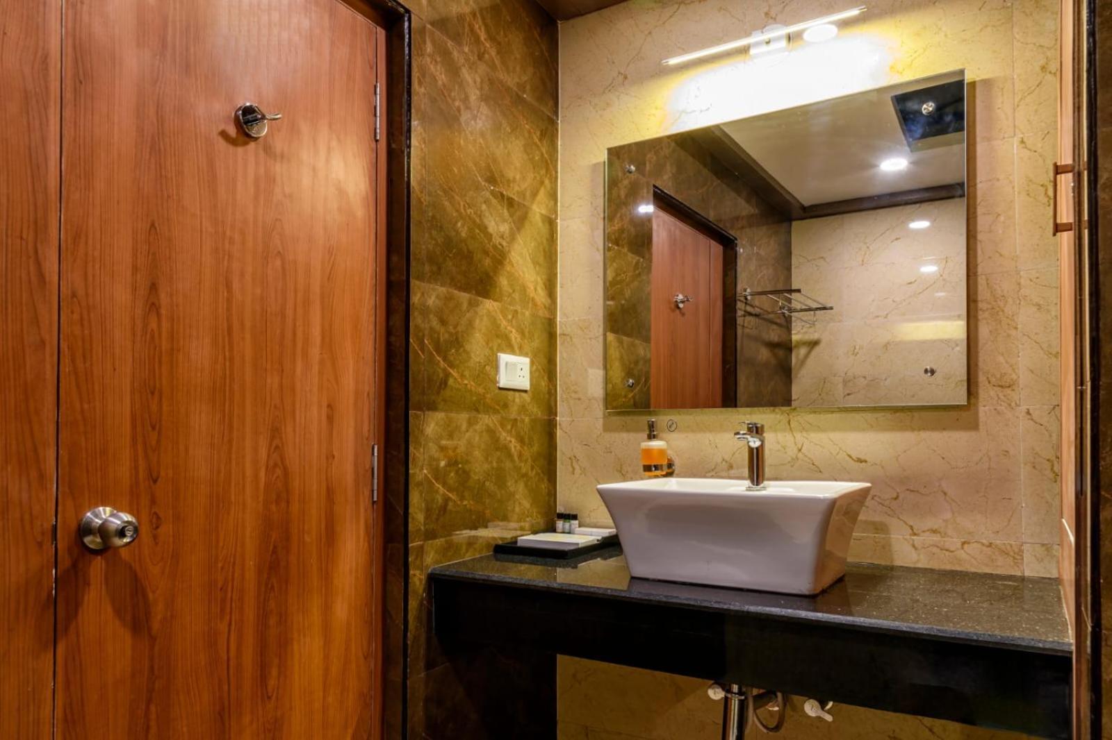 Rs Regal Inn-Deoghar Exterior foto